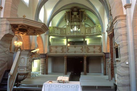Innenansicht Kirche Wickrahtberg